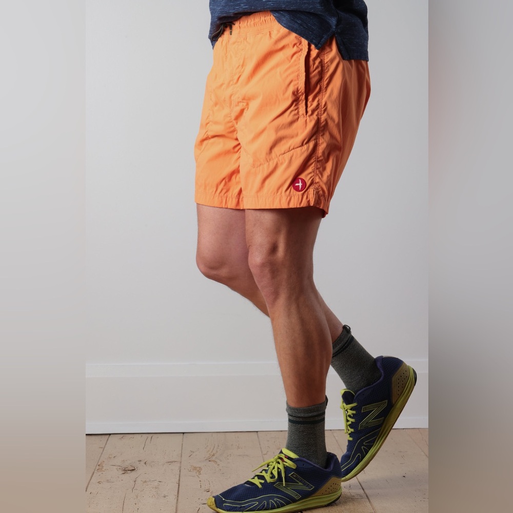 NWT Relwen Airtex Hybrid Short 6.5" in Dust Blue - Picture 5 of 10